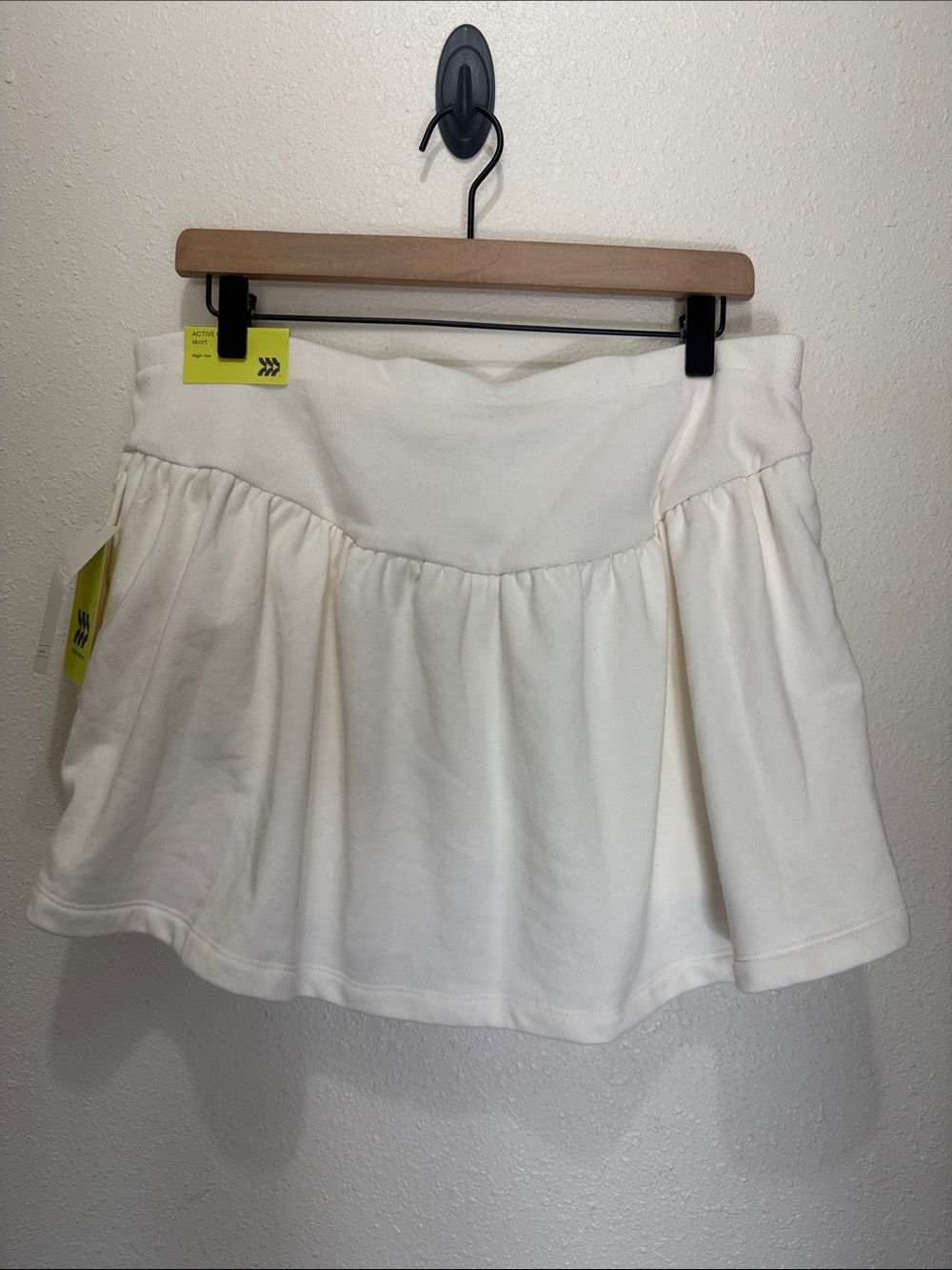 2 Women’s Drawstring Pull-On Skort - Lilac and White, Size L - Picture 7 of 9